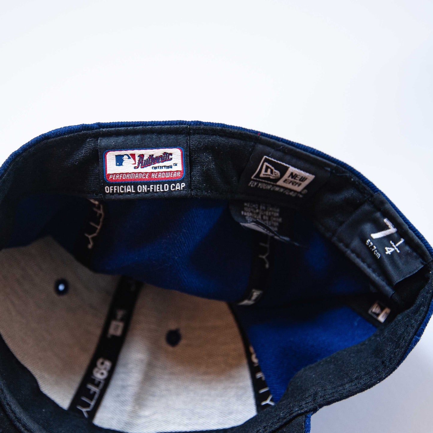 New Era "Flagless" Los Angeles Dodgers Fitted Cap