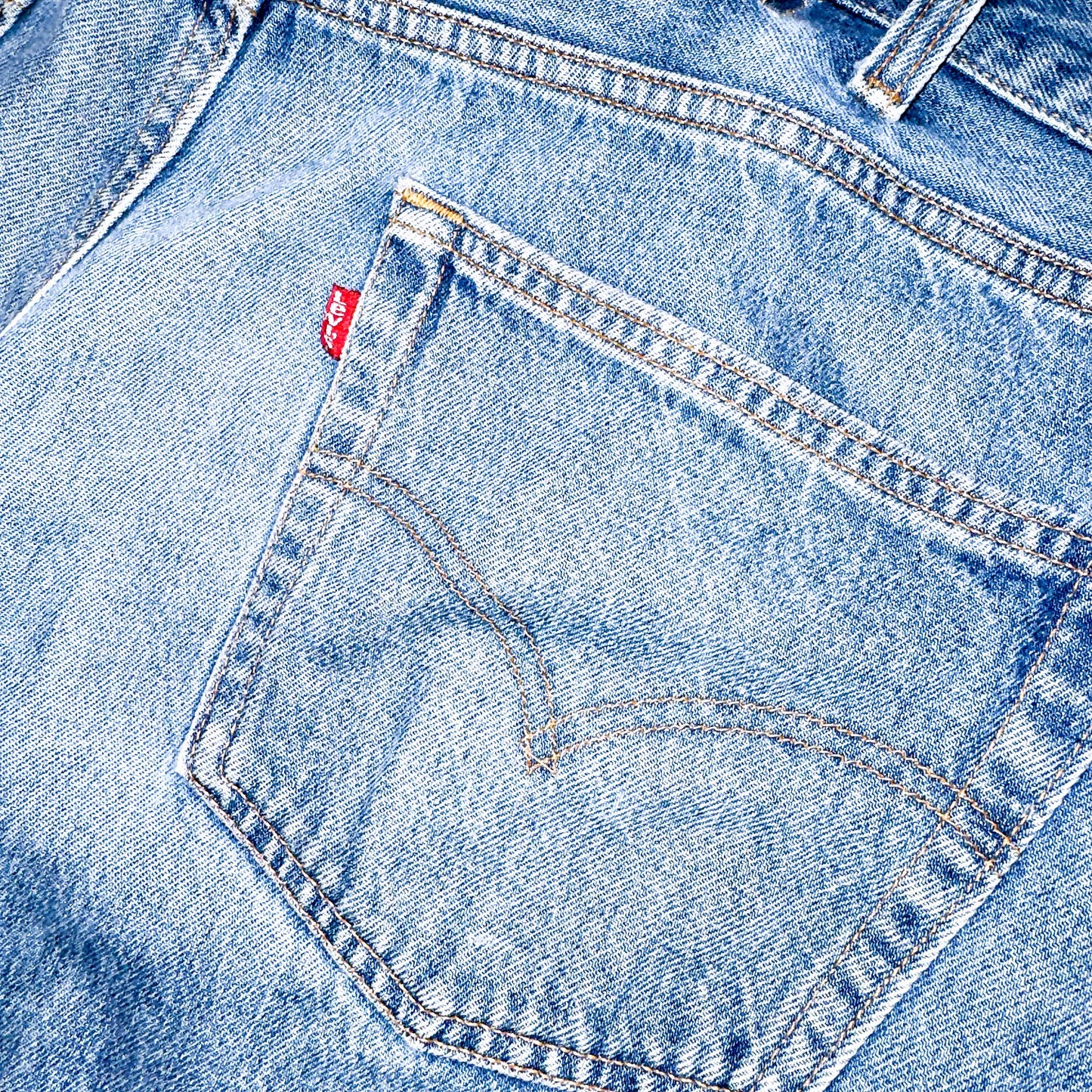 Vintage 1996 Levi's 501 Jeans - Made in USA
